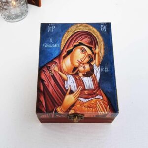 kouti-panagia-mple-2