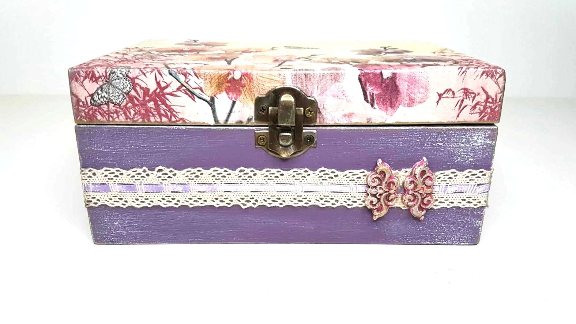 kouti-mov-loyloydia-romantiko-2