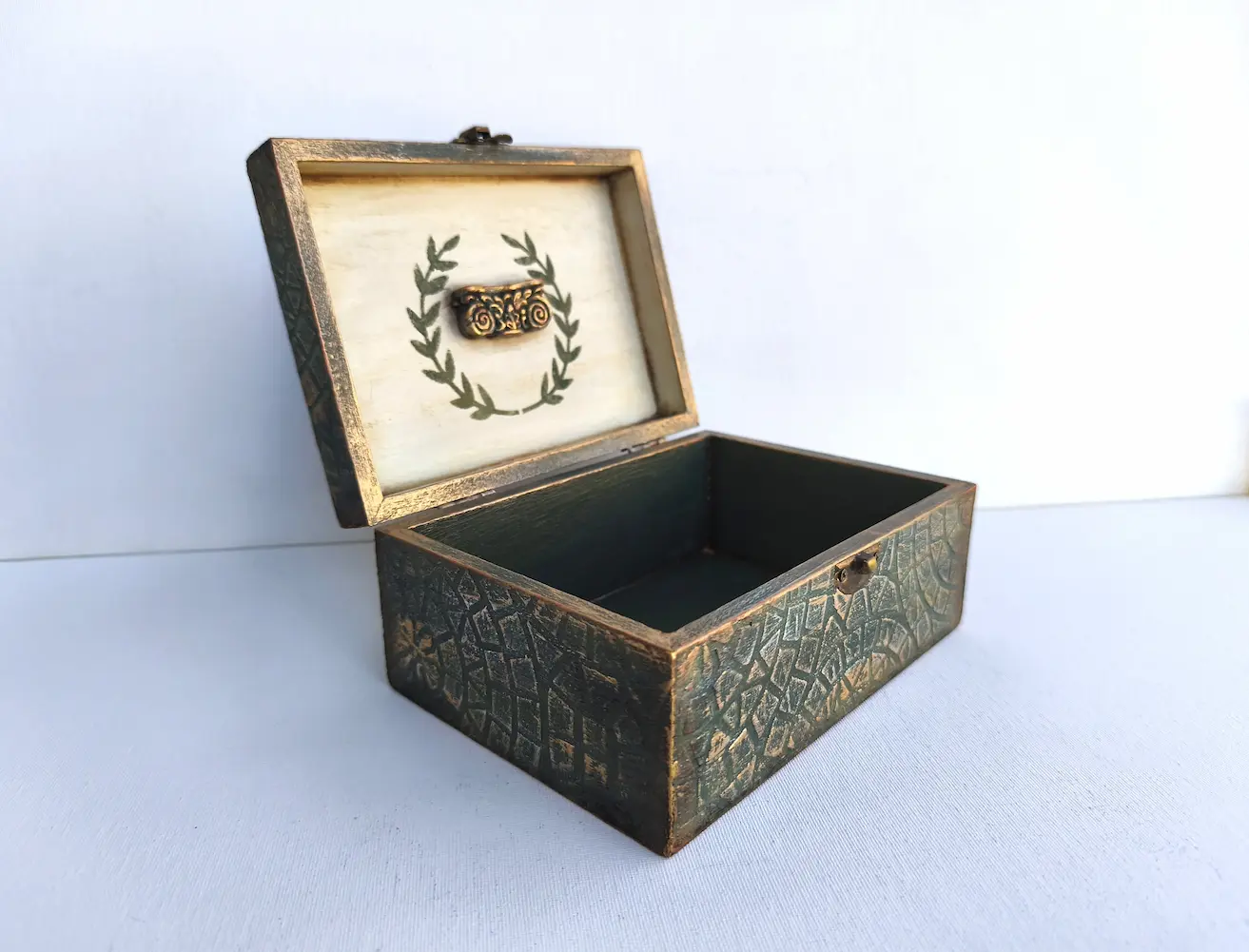 odysseus-sirens-jewelry-box-greek-mythology-13